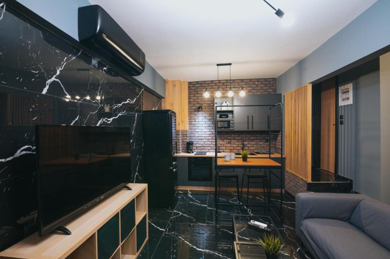 New Modern Ground Floor Apartment By The Sea เทสซาโลนิกิ ภายนอก รูปภาพ
