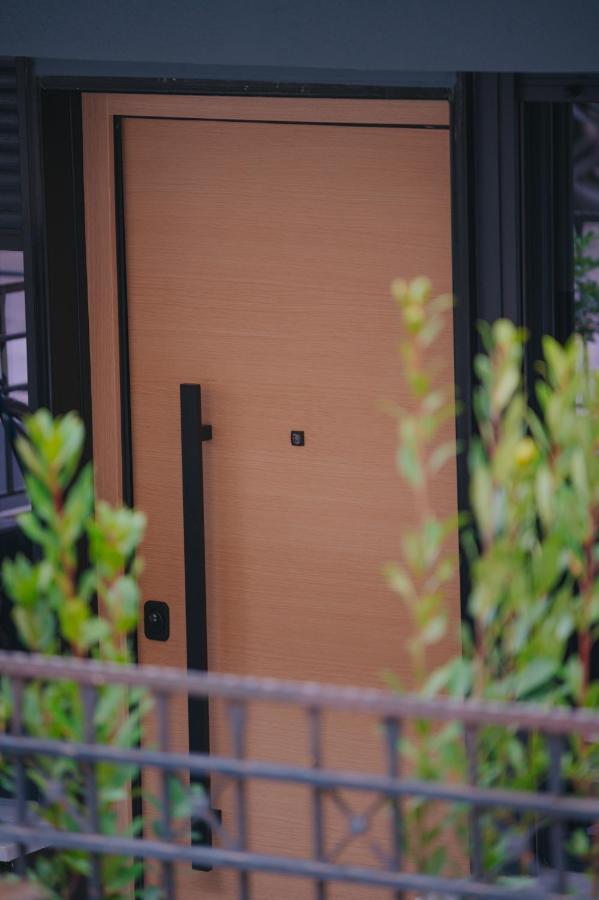 New Modern Ground Floor Apartment By The Sea เทสซาโลนิกิ ภายนอก รูปภาพ